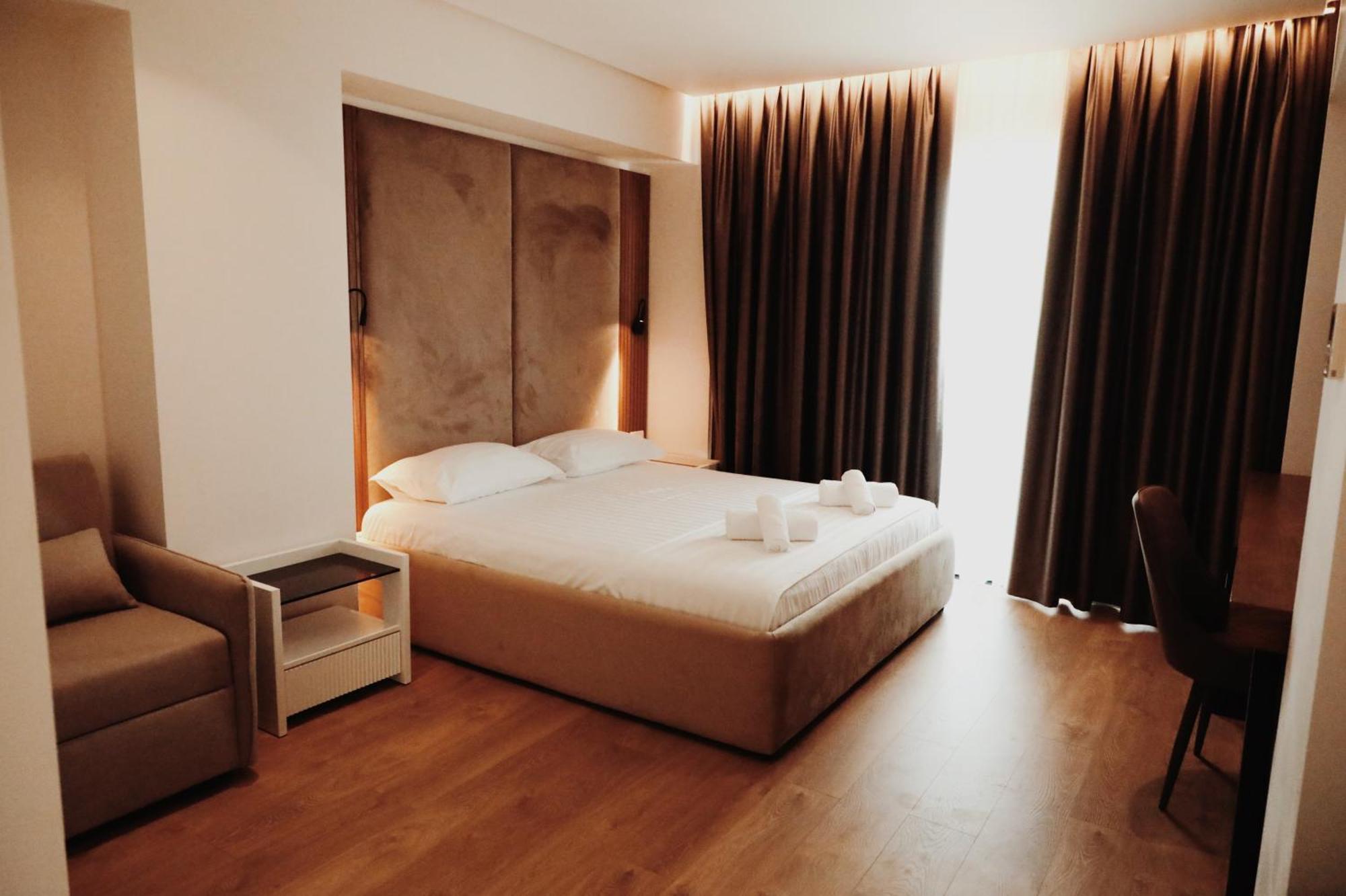 Oniro By Iliria Palace (Adults Only) Химар Екстериор снимка