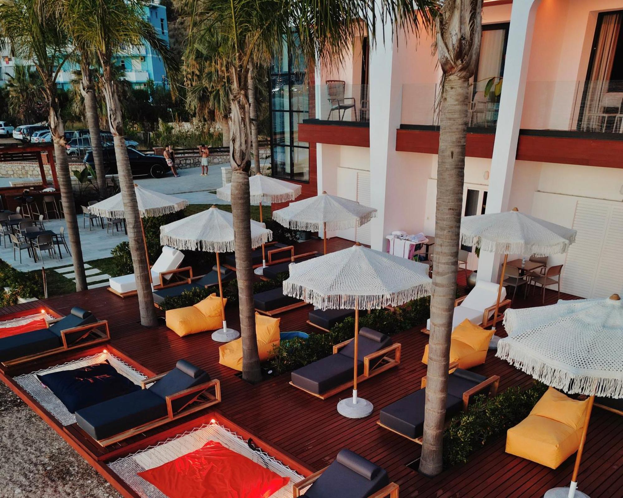 Oniro By Iliria Palace (Adults Only) Химар Екстериор снимка