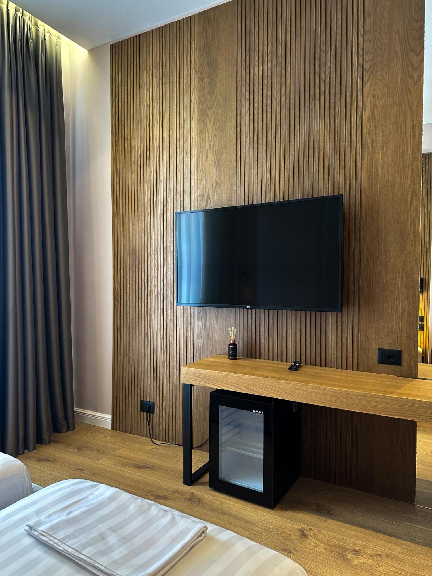 Oniro By Iliria Palace (Adults Only) Химар Екстериор снимка